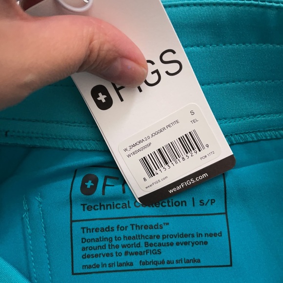 Figs Women’s Scrub Set (Teal- TEL) - Picture 7 of 9